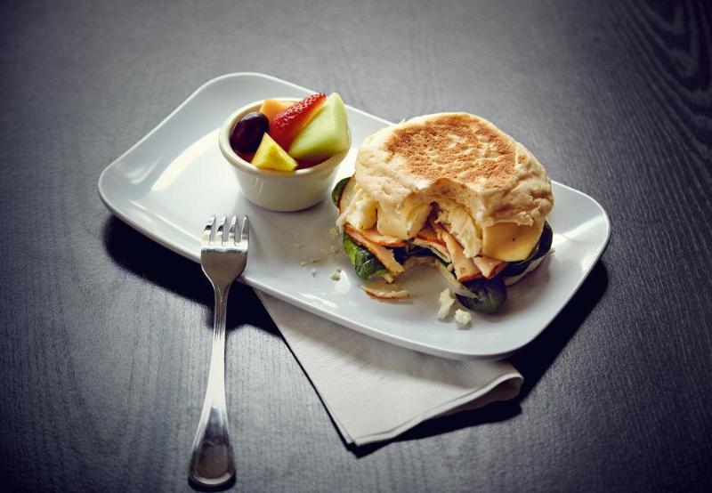 فندق Courtyard Fort Wayne Downtown At Grand Wayne Convention Center