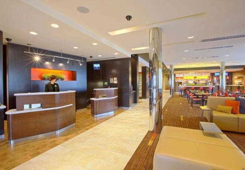 هتل Courtyard By Marriott Hagerstown