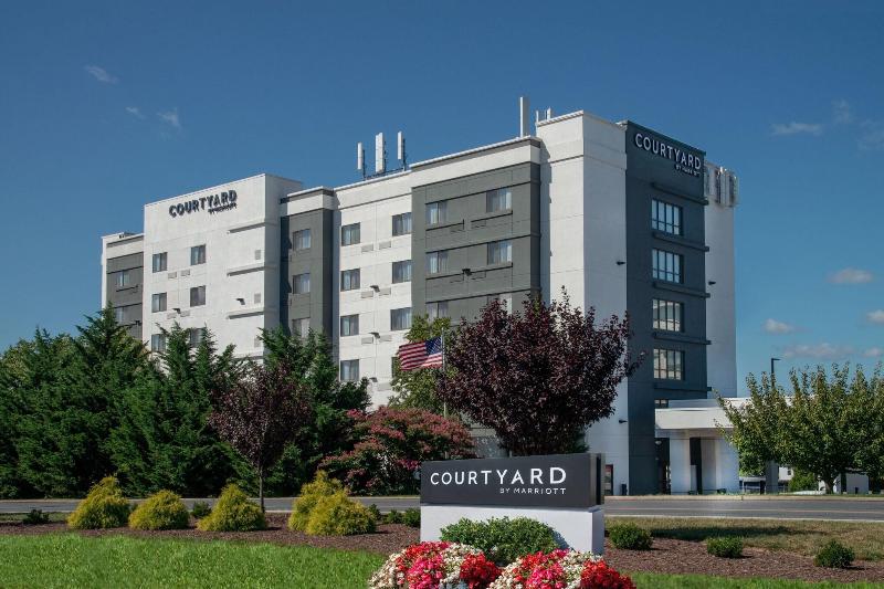 هتل Courtyard By Marriott Hagerstown