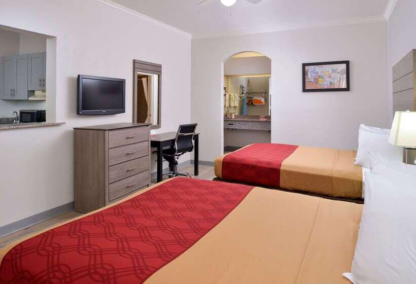 فندق Econo Lodge Inn & Suites Port Arthur Near Sabine Pass