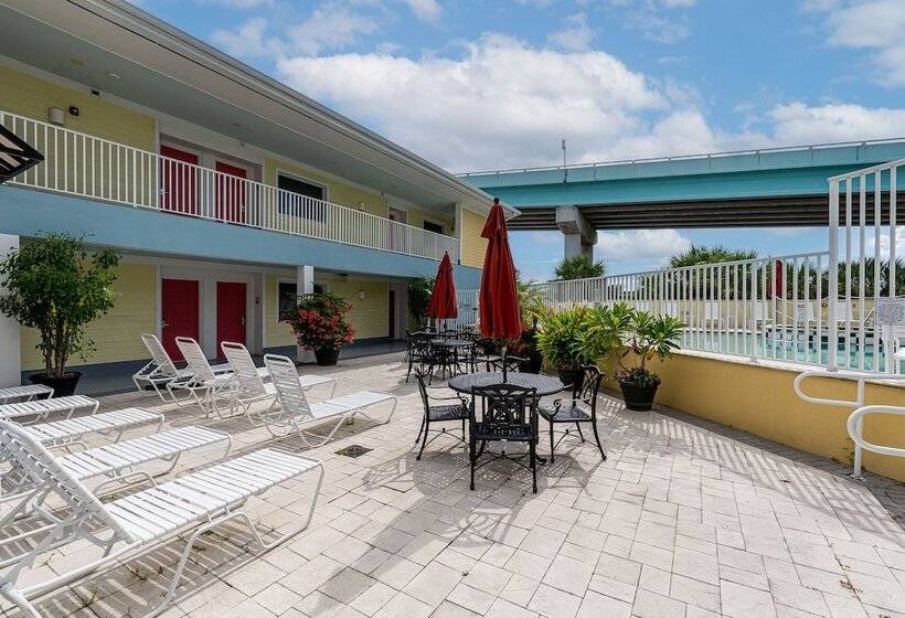 בית מלון כפרי Harbour House At The Inn