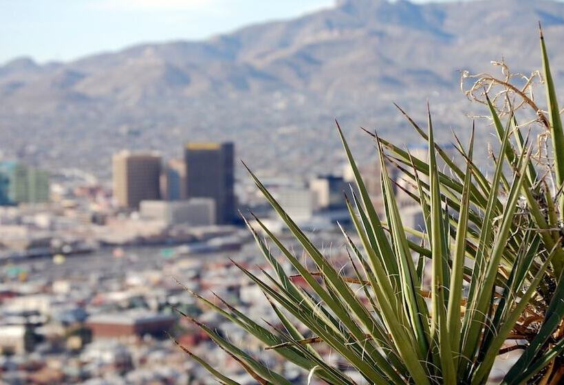 هتل Indigo El Paso Downtown, An Ihg