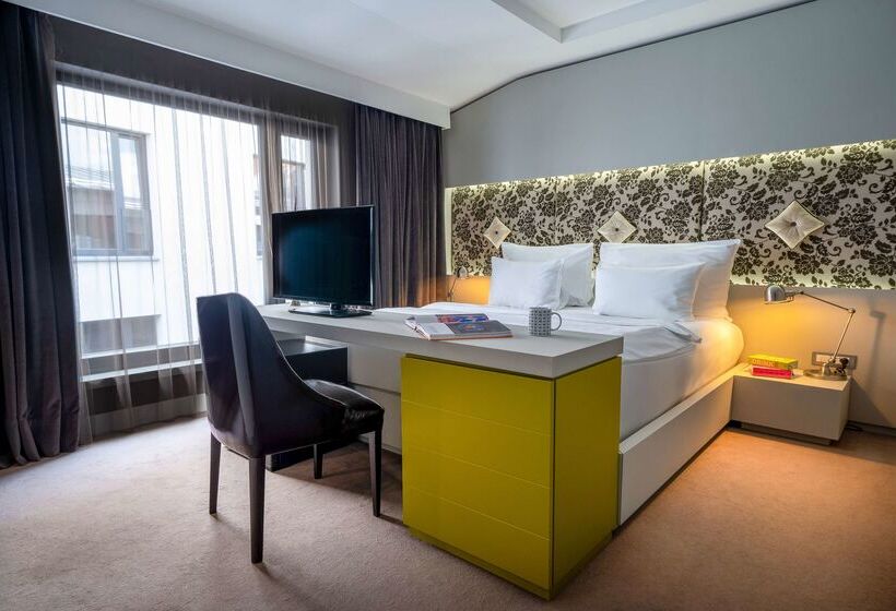 فندق Innside By Meliá Prague Old Town