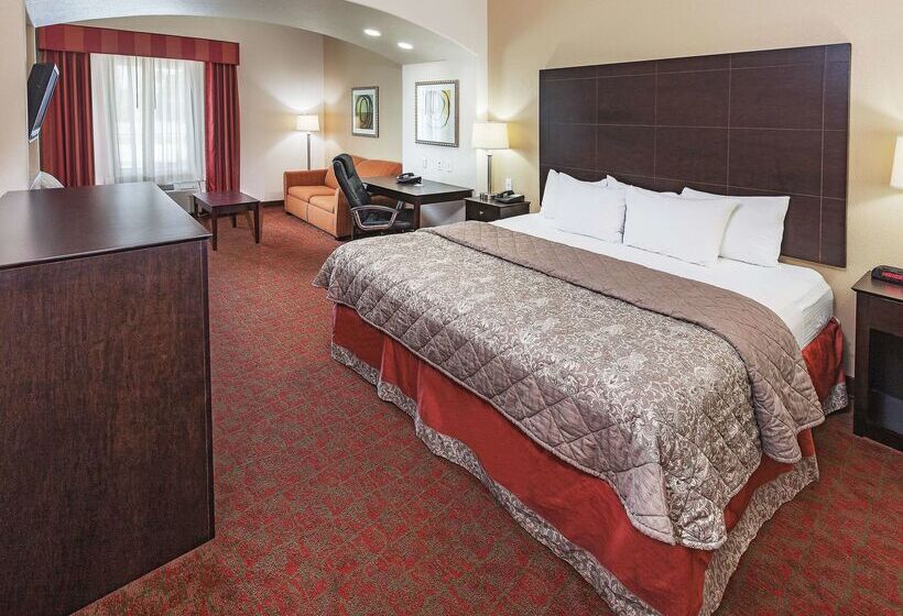 Отель La Quinta By Wyndham Columbus Tx