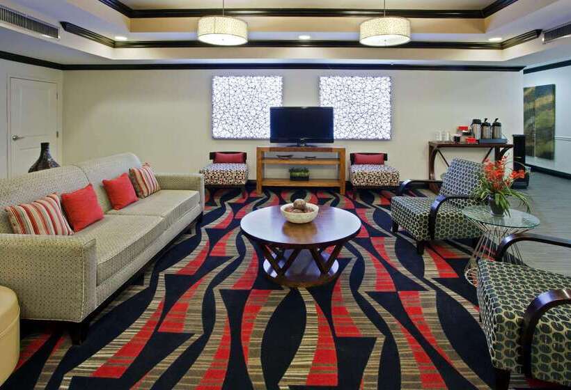هتل La Quinta By Wyndham Conway