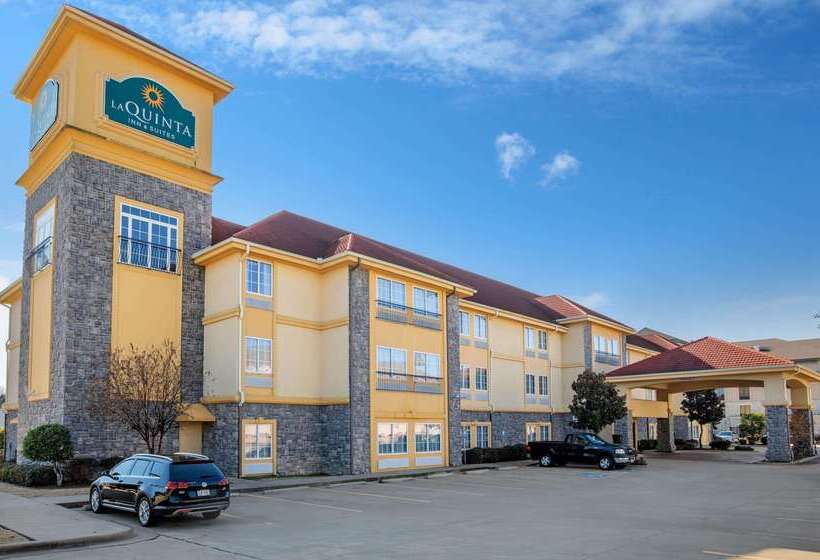هتل La Quinta By Wyndham Conway