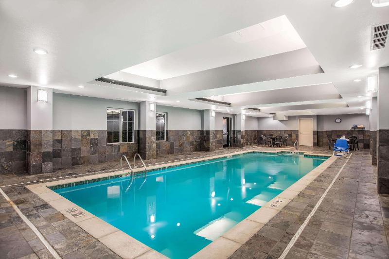 هتل La Quinta By Wyndham Conway