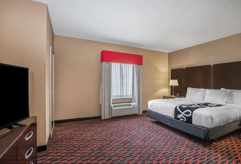 هتل La Quinta By Wyndham Conway