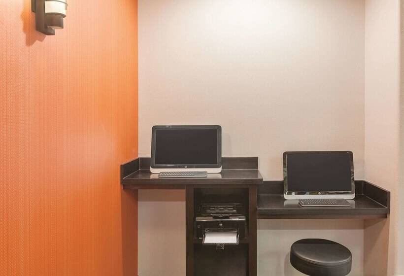 هتل La Quinta By Wyndham Houston Iah Bush Intl Airport E