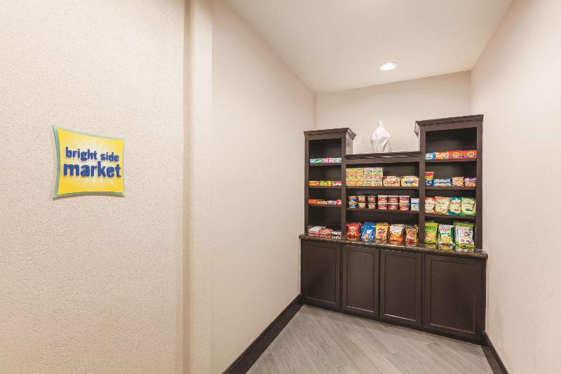 هتل La Quinta By Wyndham Houston Iah Bush Intl Airport E