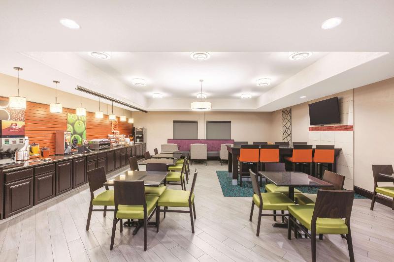 هتل La Quinta By Wyndham Houston Iah Bush Intl Airport E