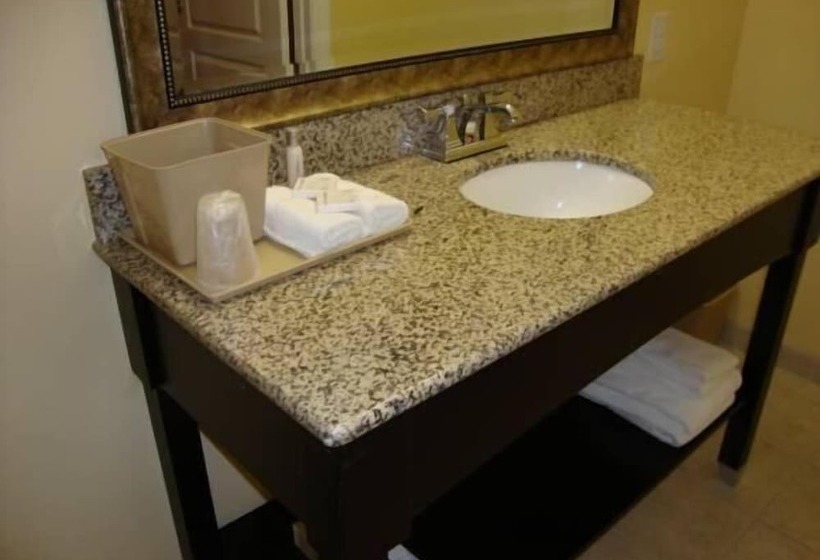 فندق Montigo Inn