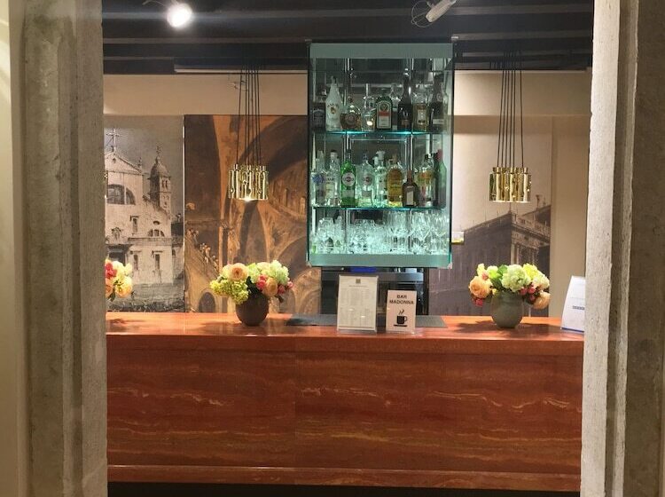 Fotos del hotel Palazzetto Madonna:  10