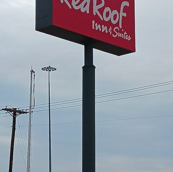 هتل Red Roof Inn & Suites Midland