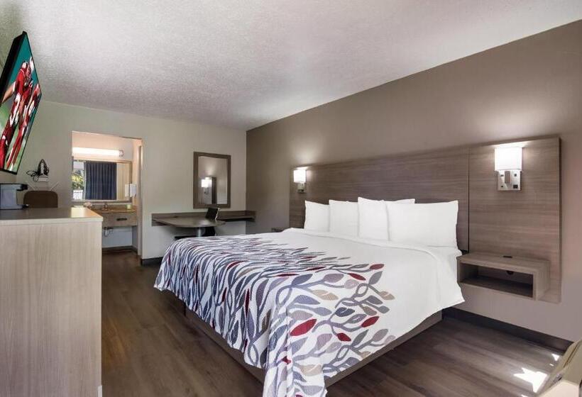 هتل Red Roof Inn Vero Beach   I 95