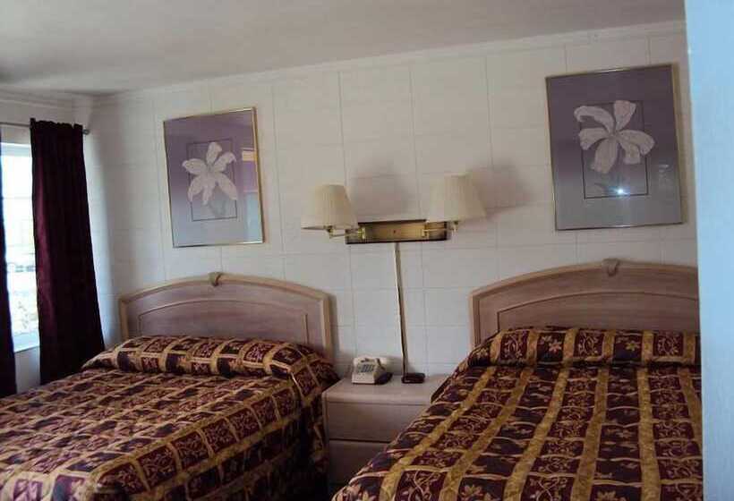 هتل Relax Inn At Ashland