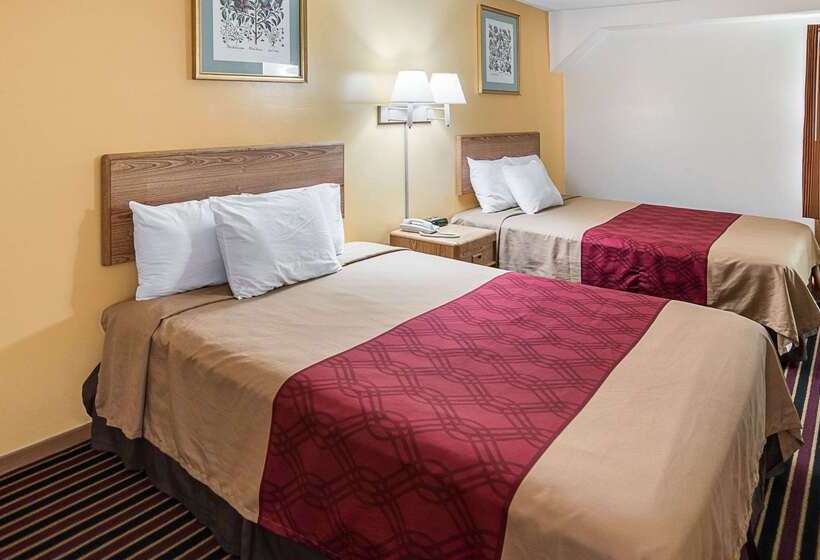 هتل Rodeway Inn & Suites