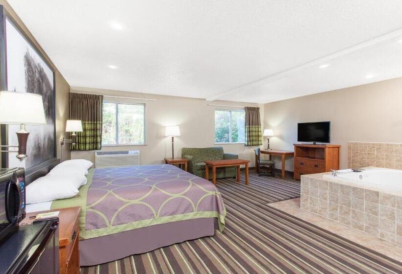 호텔 Super 8 By Wyndham Richlands/claypool Hill Area