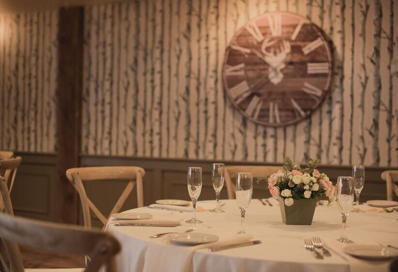 فندق The Common Man Inn & Spa