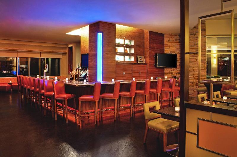 هتل The Westin Washington Dulles Airport