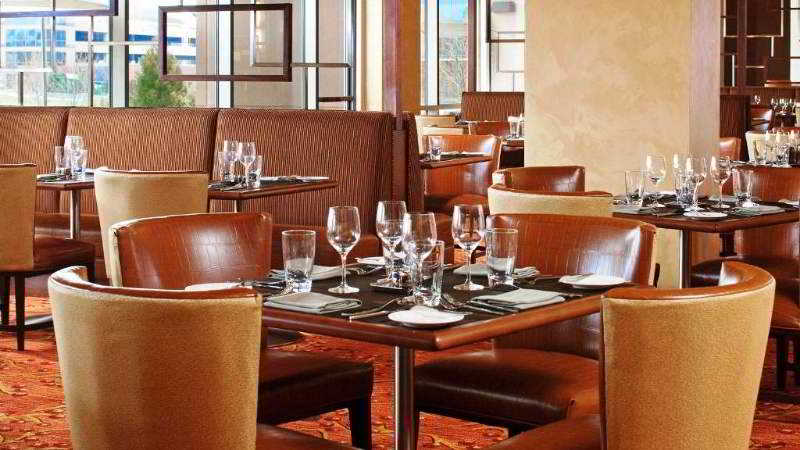 هتل The Westin Washington Dulles Airport