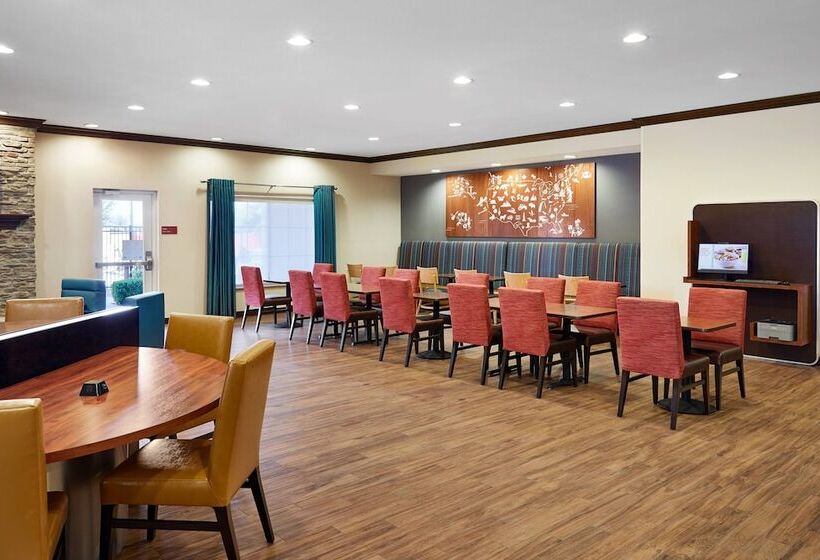 هتل Towneplace Suites By Marriott Midland