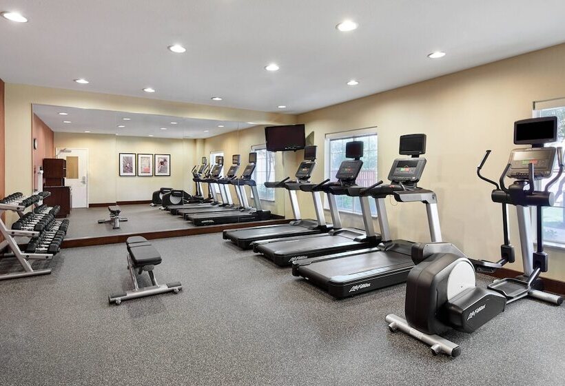 هتل Towneplace Suites By Marriott Midland