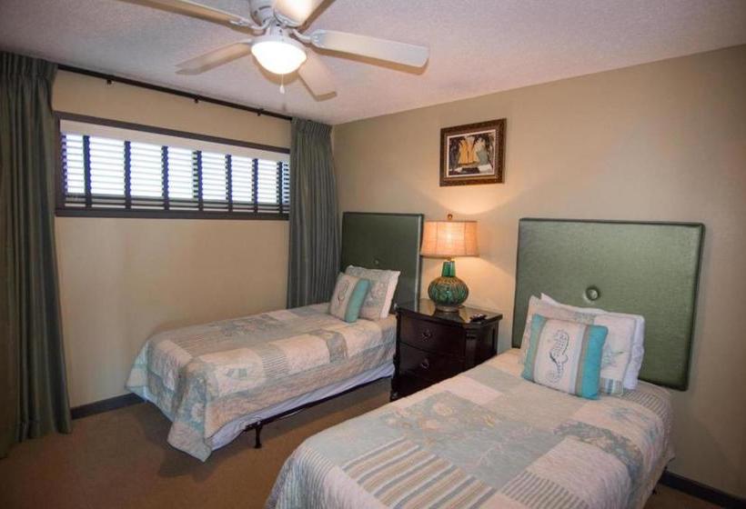 Islander Resort
