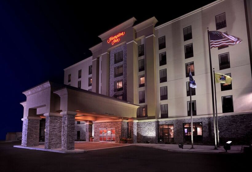مُتل Hampton Inn Neptune/wall