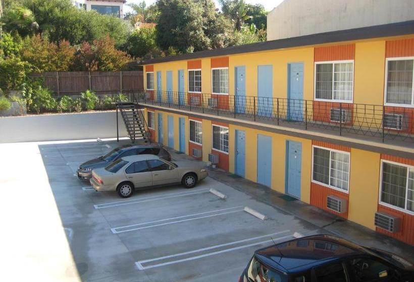 汽车旅馆  Pacific Coast Inn