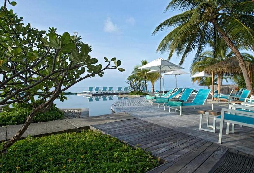 Resort Constance Moofushi  All Inclusive