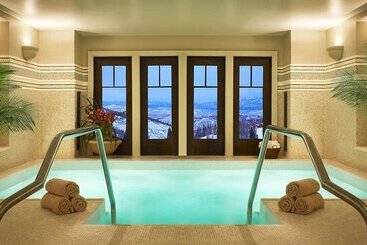استراحتگاه Montage Deer Valley