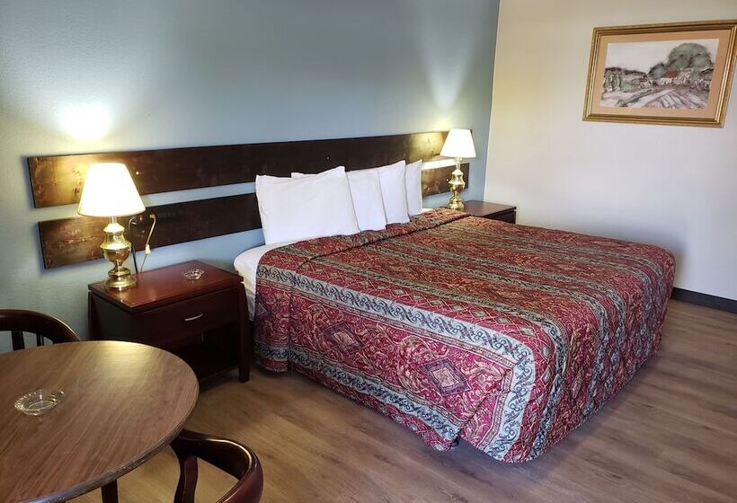 River Heights Motel