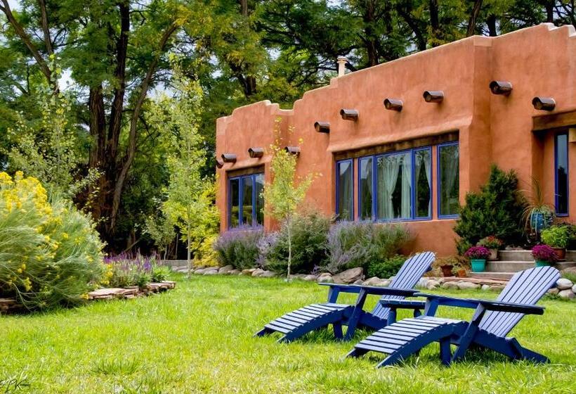 Adobe And Pines Inn Bed And Breakfast