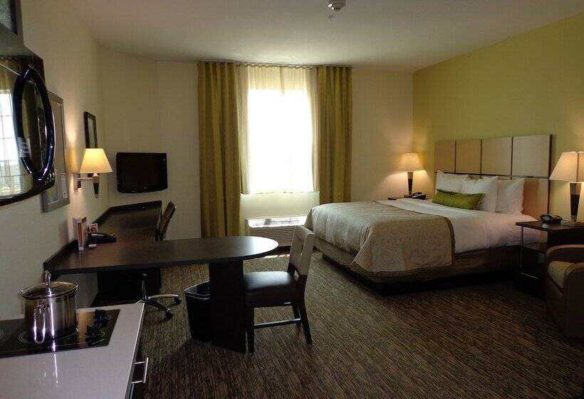 Candlewood Suites Odessa