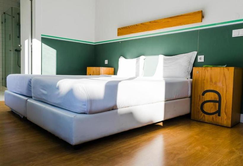 Hostel 4u
