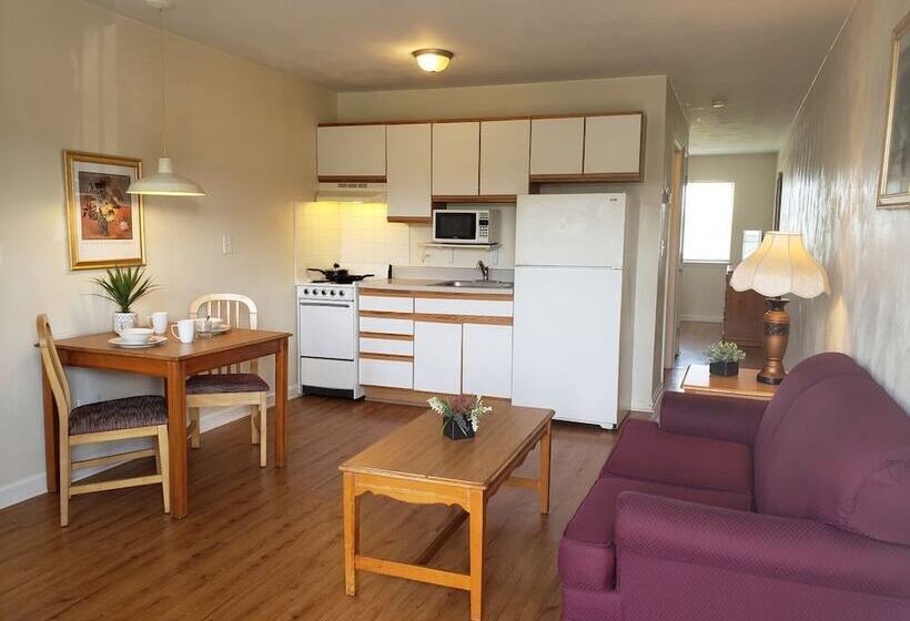 Отель Affordable Suites Conover / Hickory