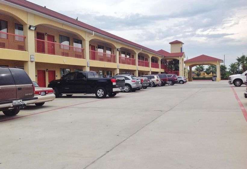 בית מלון כפרי Americas Best Value Inn & Suites Houston Tomball Parkway