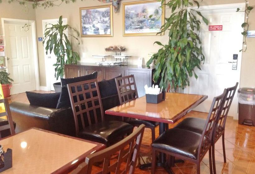 בית מלון כפרי Americas Best Value Inn & Suites Houston Tomball Parkway