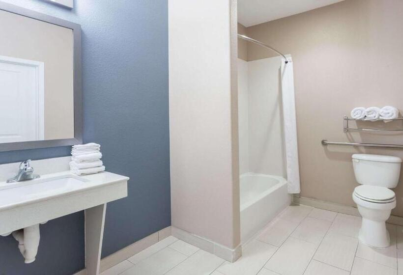 בית מלון כפרי Atria Inn & Suites