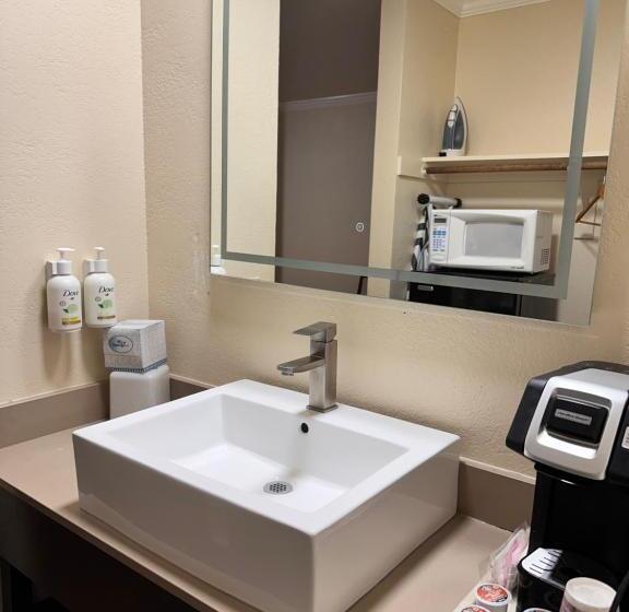 בית מלון כפרי Beachwalker Inn Cayucos