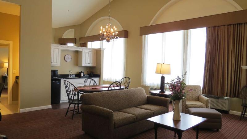 호텔 Best Western Plus Dutch Haus Inn And Suites