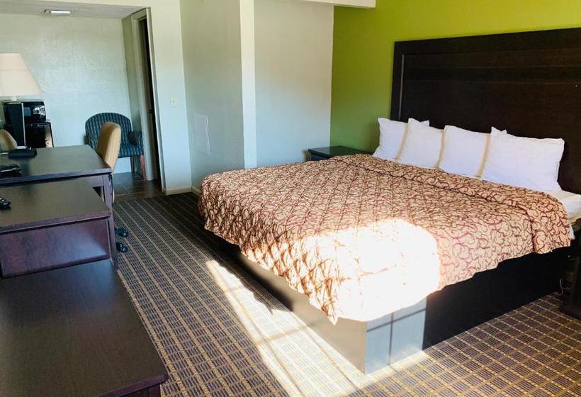 Hotel Budget Inn Toledo Maumee