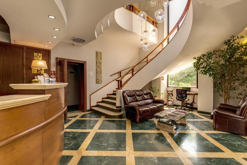 Fotos del hotel Cervara Park:  42