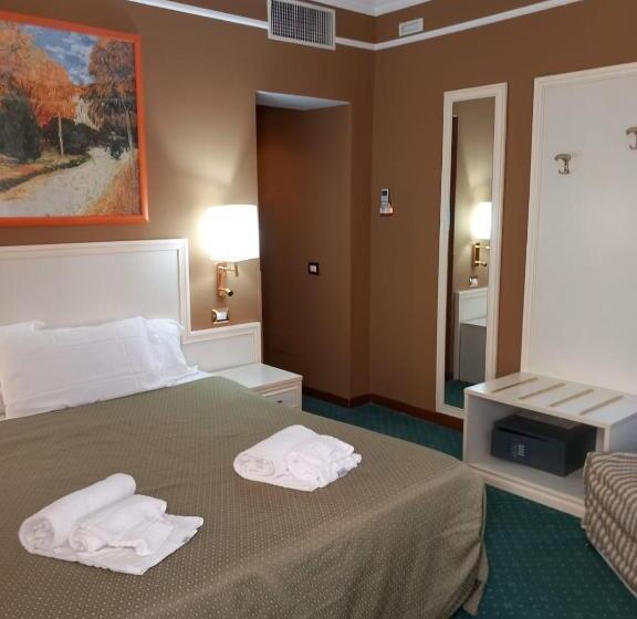 Fotos del hotel Cervara Park:  38