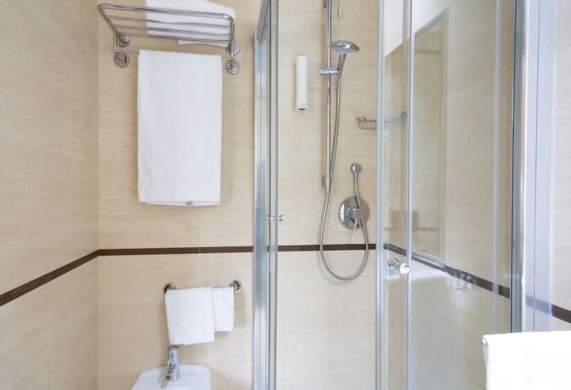 Fotos del hotel Cervara Park:  62