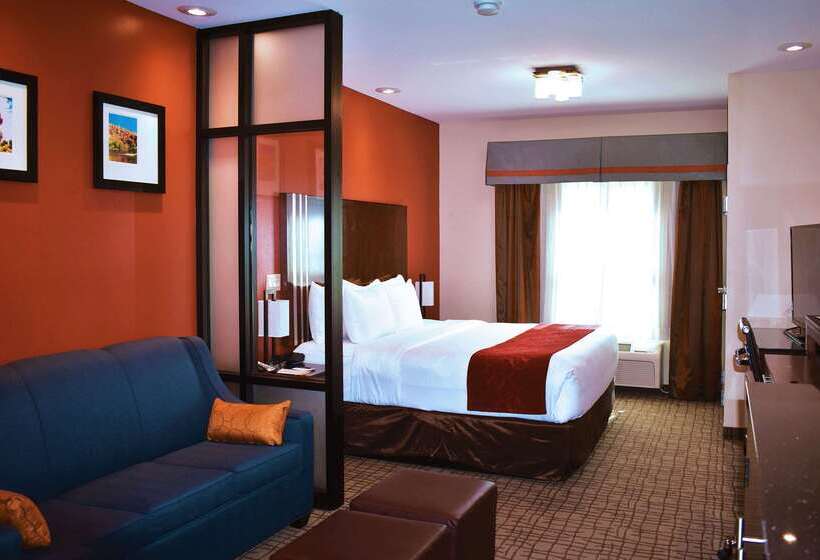 هتل Comfort Suites