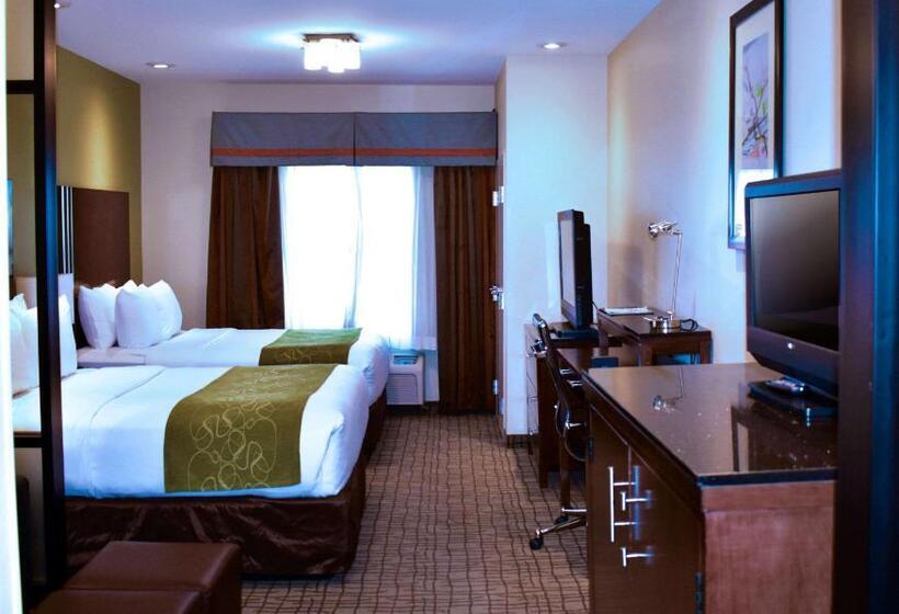 هتل Comfort Suites