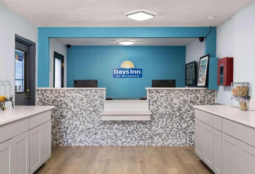 בית מלון כפרי Days Inn By Wyndham Albuquerque I 25