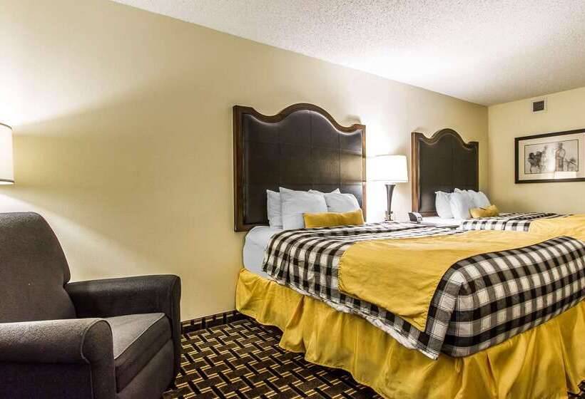 Evangeline Downs Hotel, Ascend Hotel Collection